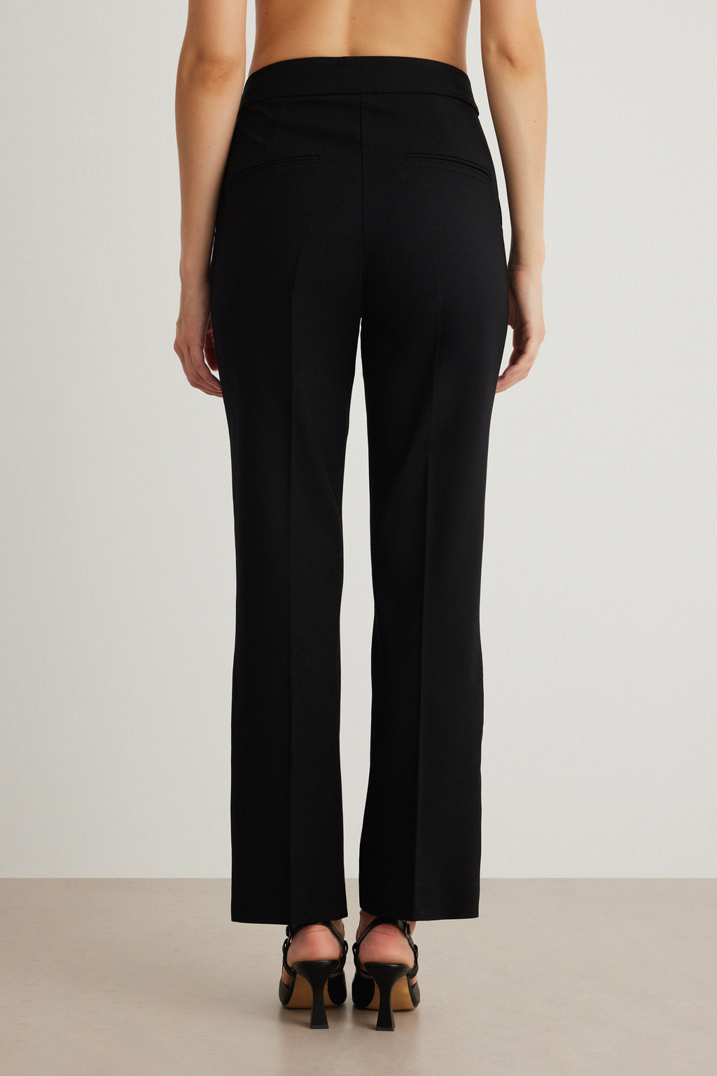 Hose BNT-004